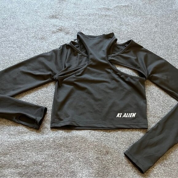 K-POP Inspired Black Cutout Crop Top – Long Sleeve, High Neck – Size XS - Picture 6 of 7